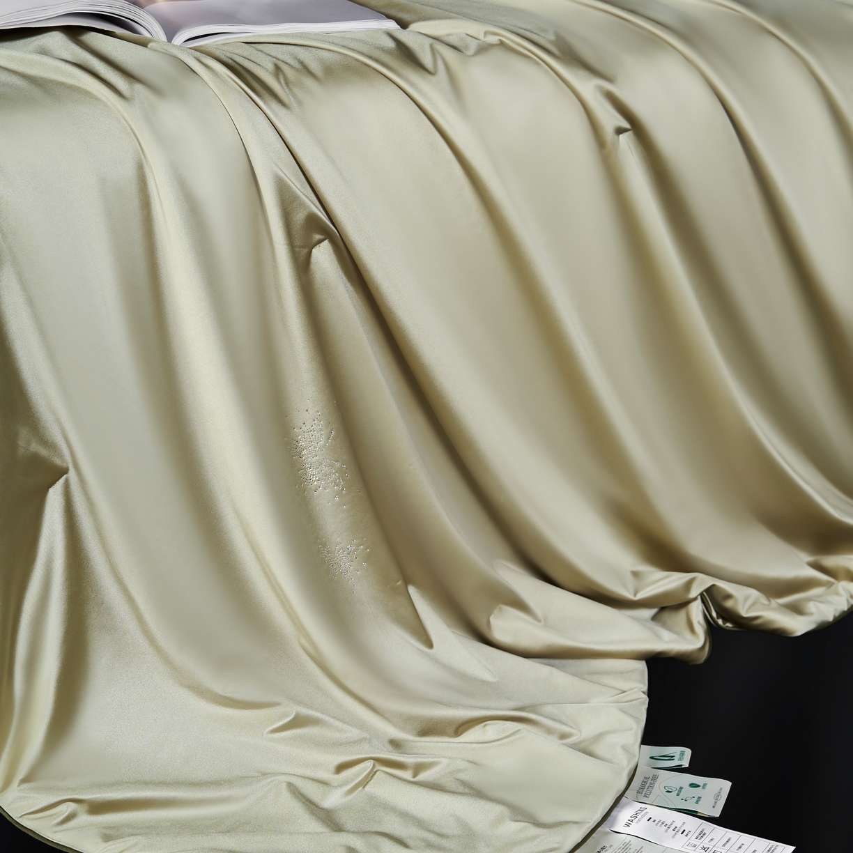 91家纺网 家纺一手货源 找家纺 桂雅居 2026新款珍妮莎纤凉野蚕丝被夏被空调被夏凉被 麦绿（最低控价：298起(券后价) 充值会员价-10）