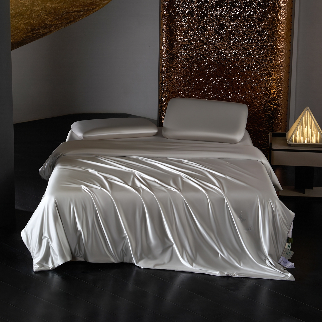 91家纺网 家纺一手货源 找家纺 桂雅居 2026新款珍妮莎纤凉野蚕丝被夏被空调被夏凉被 月光灰（最低控价：298起(券后价) 充值会员价-10）