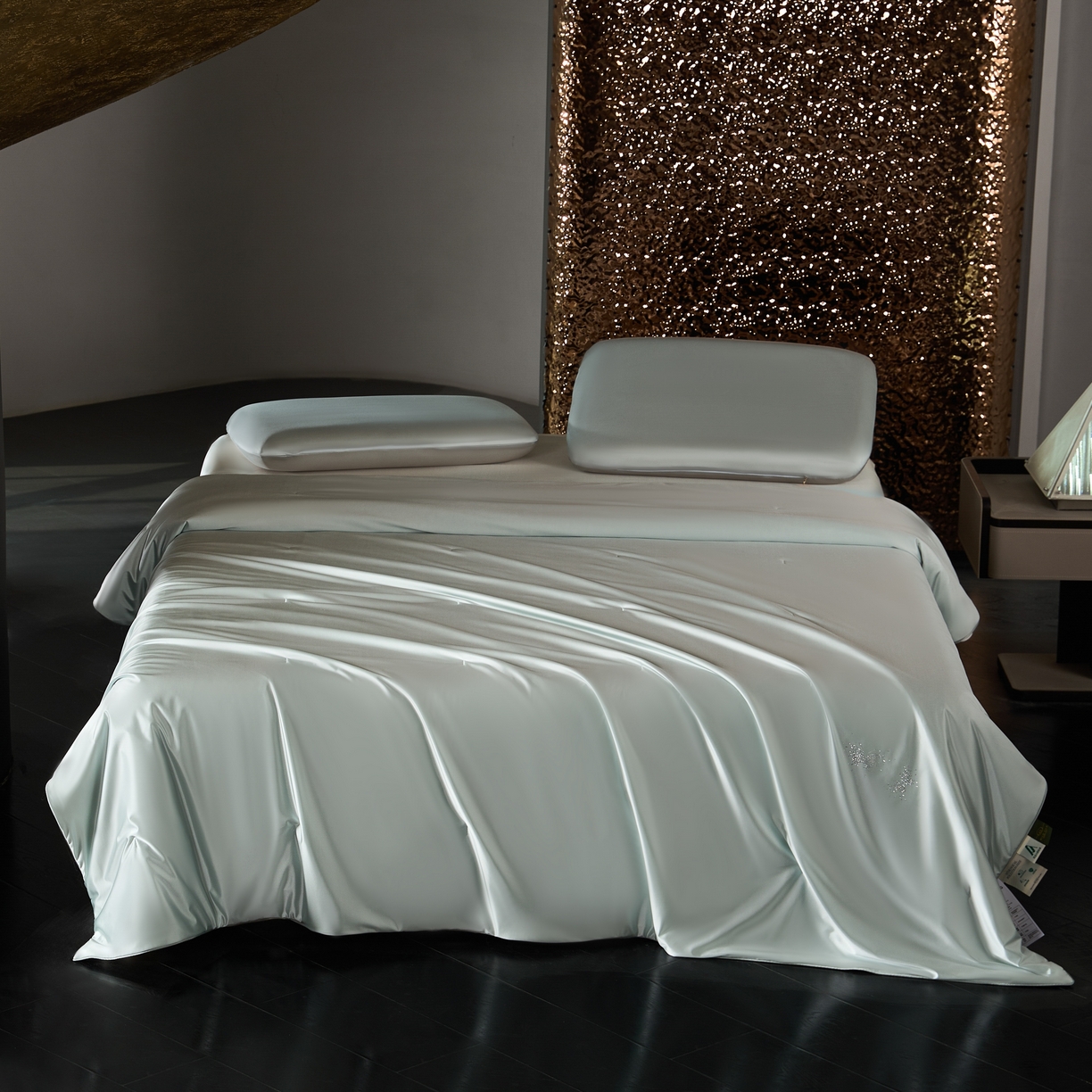 91家纺网 家纺一手货源 找家纺 桂雅居 2026新款珍妮莎纤凉野蚕丝被夏被空调被夏凉被 云淡碧（最低控价：298起(券后价) 充值会员价-10）