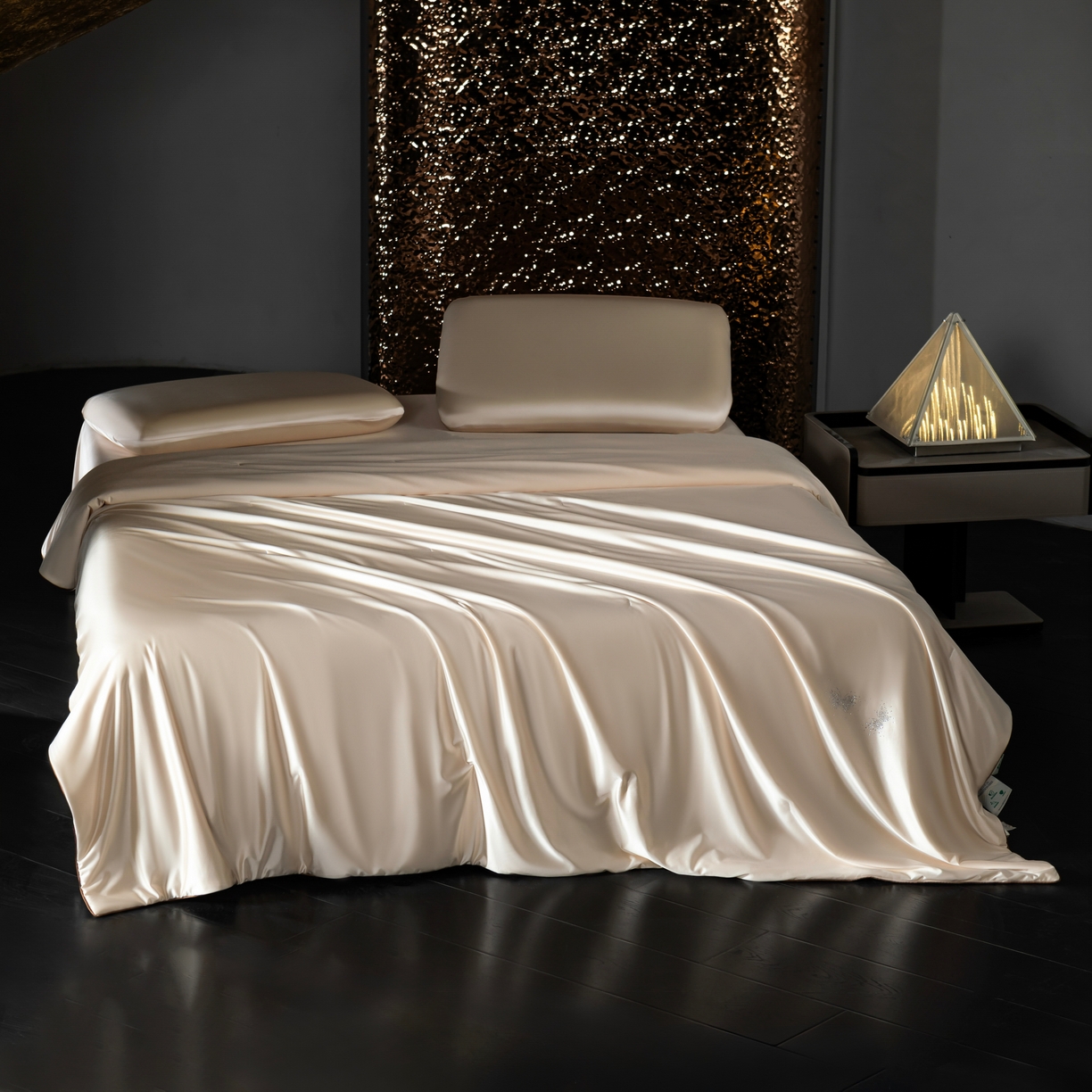 91家纺网 家纺一手货源 找家纺 桂雅居 2026新款珍妮莎纤凉野蚕丝被夏被空调被夏凉被 青白玉（最低控价：298起(券后价) 充值会员价-10）