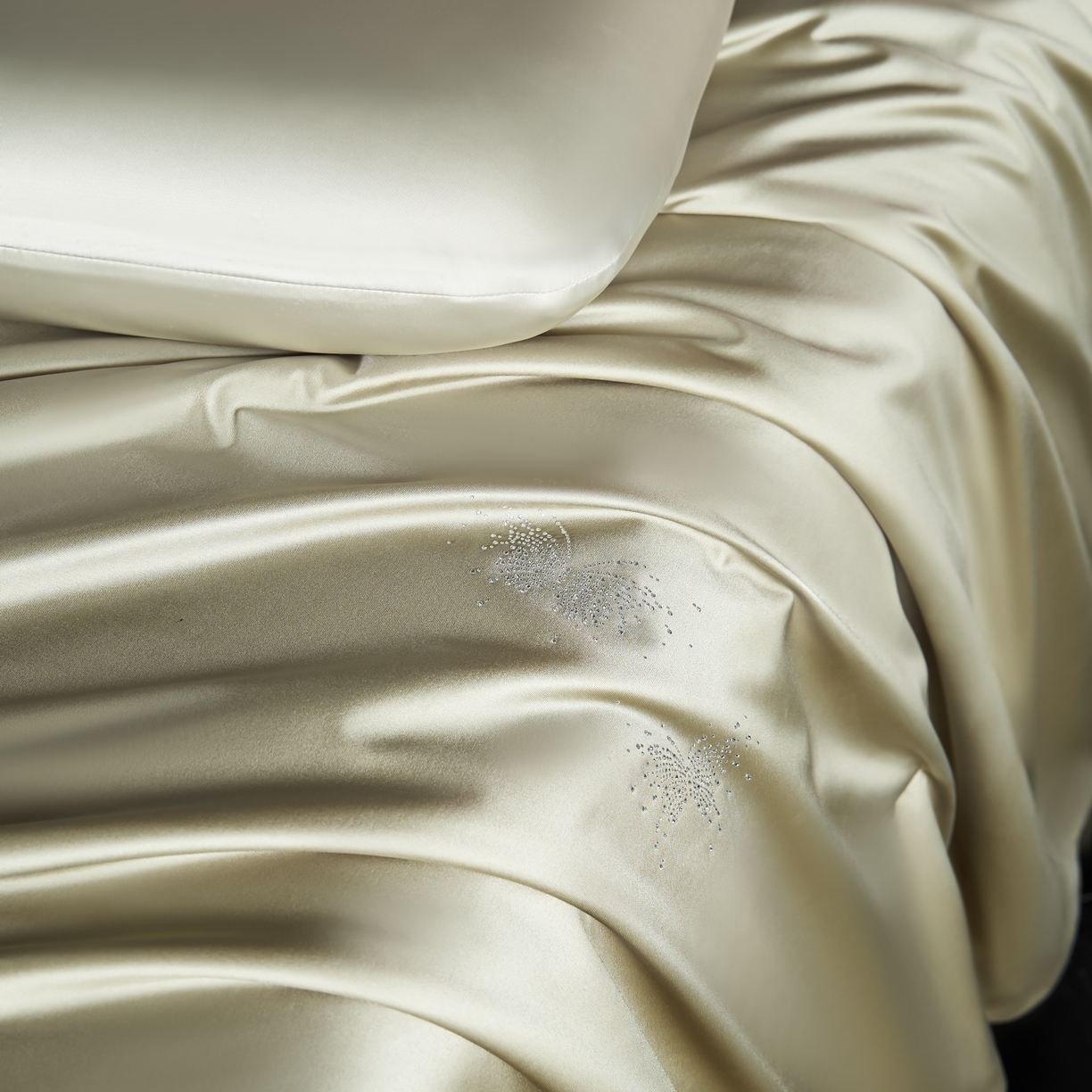 91家纺网 家纺一手货源 找家纺 桂雅居 2026新款珍妮莎纤凉野蚕丝被夏被空调被夏凉被 麦绿（最低控价：298起(券后价) 充值会员价-10）