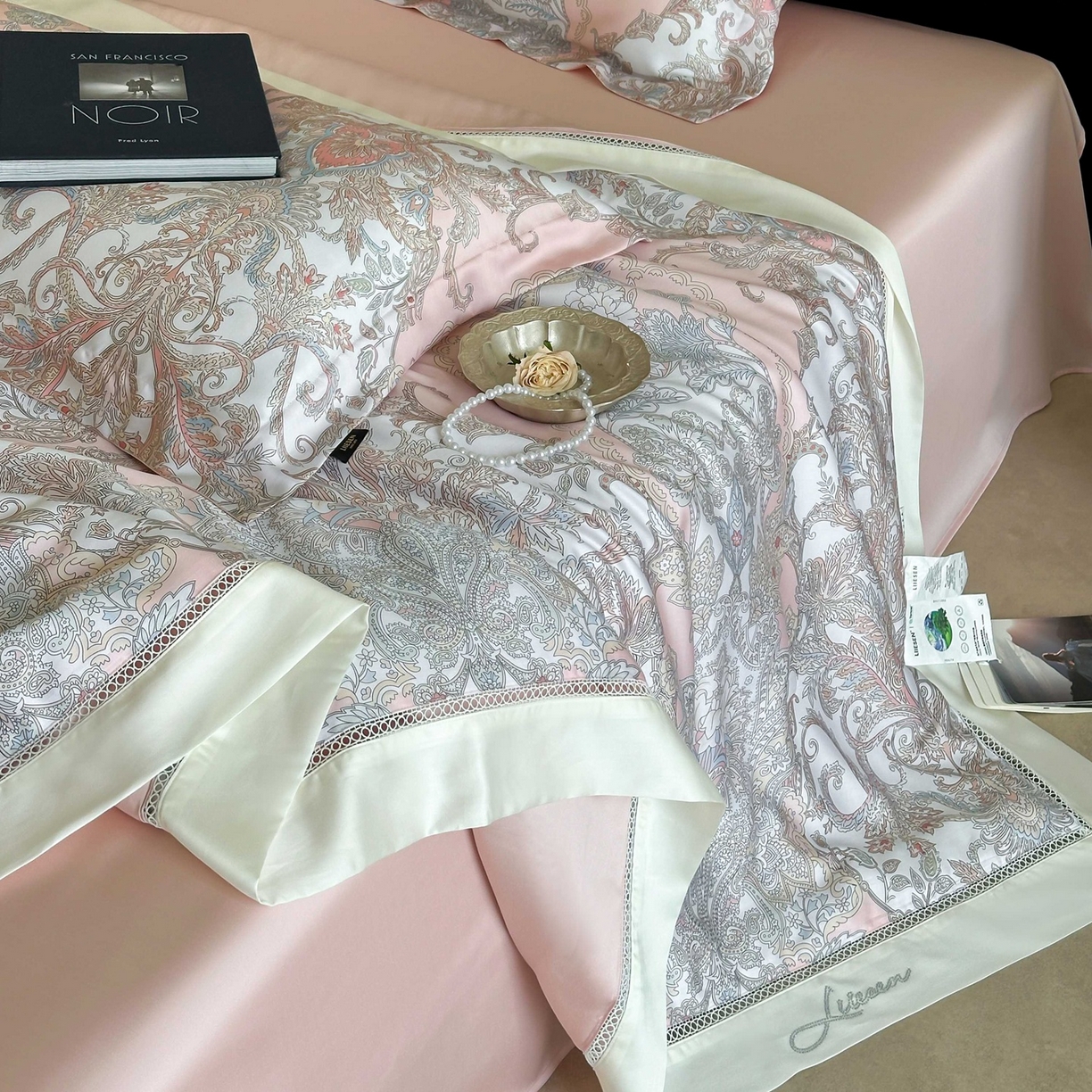 91家纺网 家纺一手货源 找家纺 丽笙被芯 2026新款兰精天丝数码印花Naia镂空夏被夏凉被空调被 伊甸粉