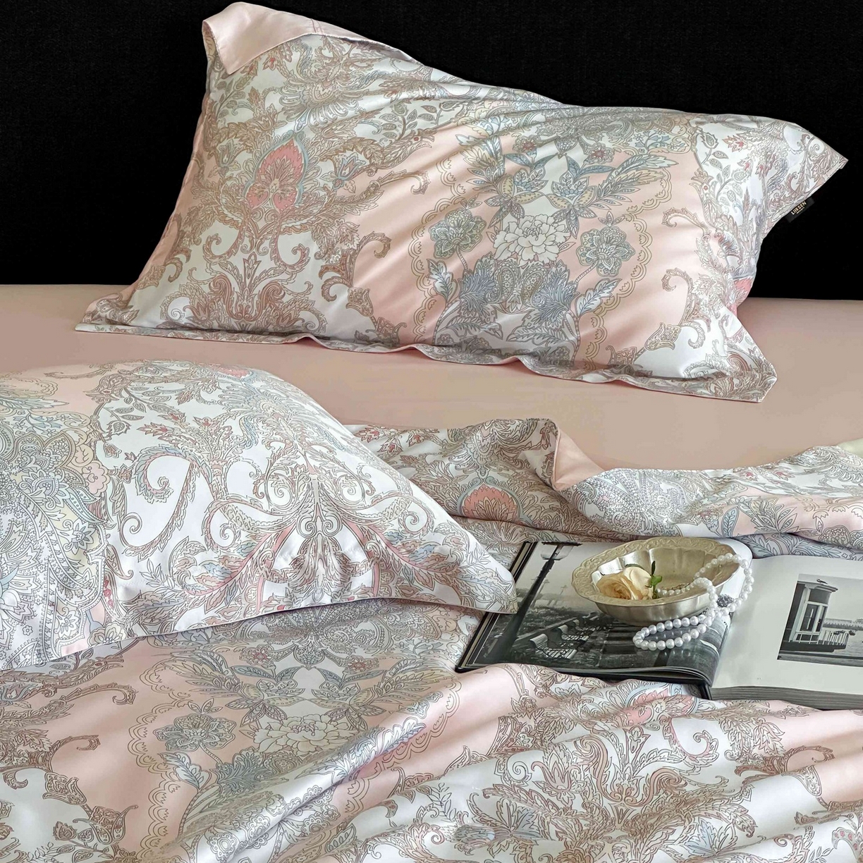 91家纺网 家纺一手货源 找家纺 丽笙被芯 2026新款兰精天丝数码印花Naia镂空夏被夏凉被空调被 伊甸粉