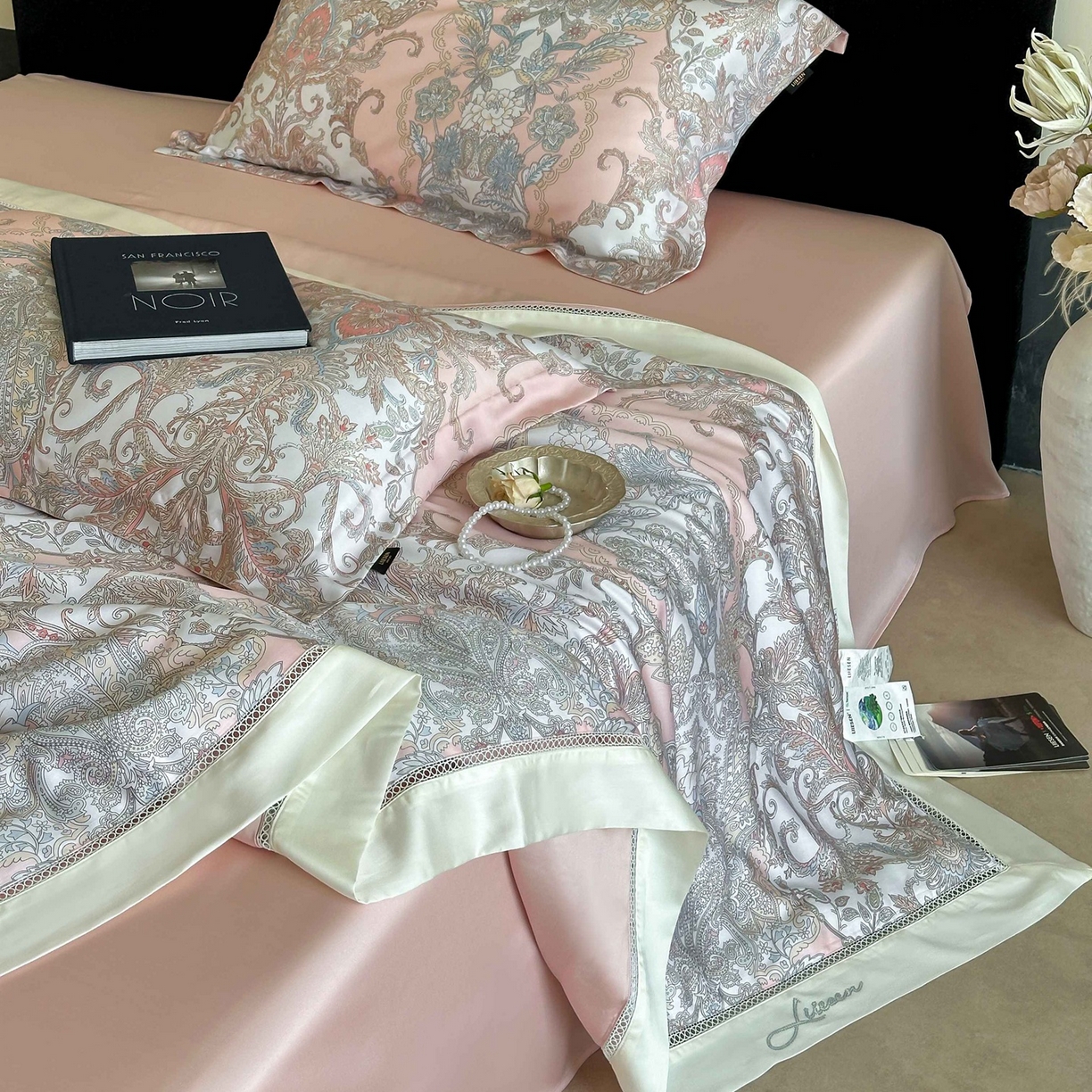 91家纺网 家纺一手货源 找家纺 丽笙被芯 2026新款兰精天丝数码印花Naia镂空夏被夏凉被空调被 伊甸粉