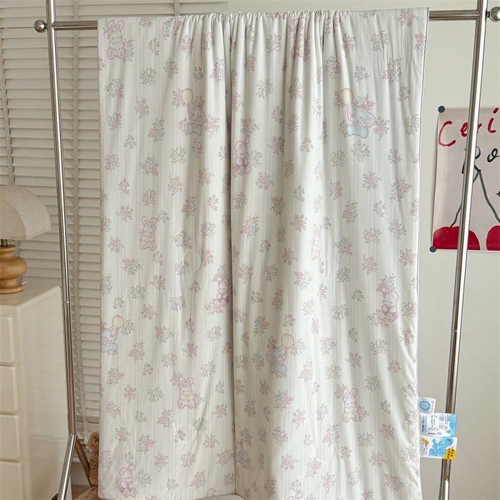 91家纺网 家纺一手货源 找家纺 吾欢心 2026新款仿锦安高克重凉感丝（含氨纶）夏凉被冰激凌空调被凉感小冰皮夏被 组合图仅做展示不可下单