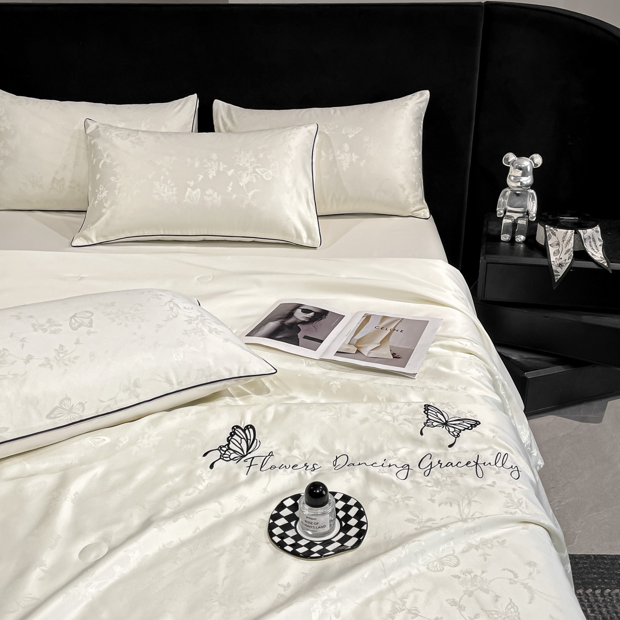 91家纺网 家纺一手货源 找家纺 慕澄家纺 2026新款水洗真丝天丝提花刺绣夏凉被空调被夏被四件套-蝶影 蝶影-霜白