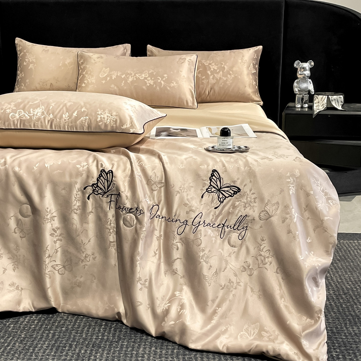 91家纺网 家纺一手货源 找家纺 慕澄家纺 2026新款水洗真丝天丝提花刺绣夏凉被空调被夏被四件套-蝶影 蝶影-香槟金