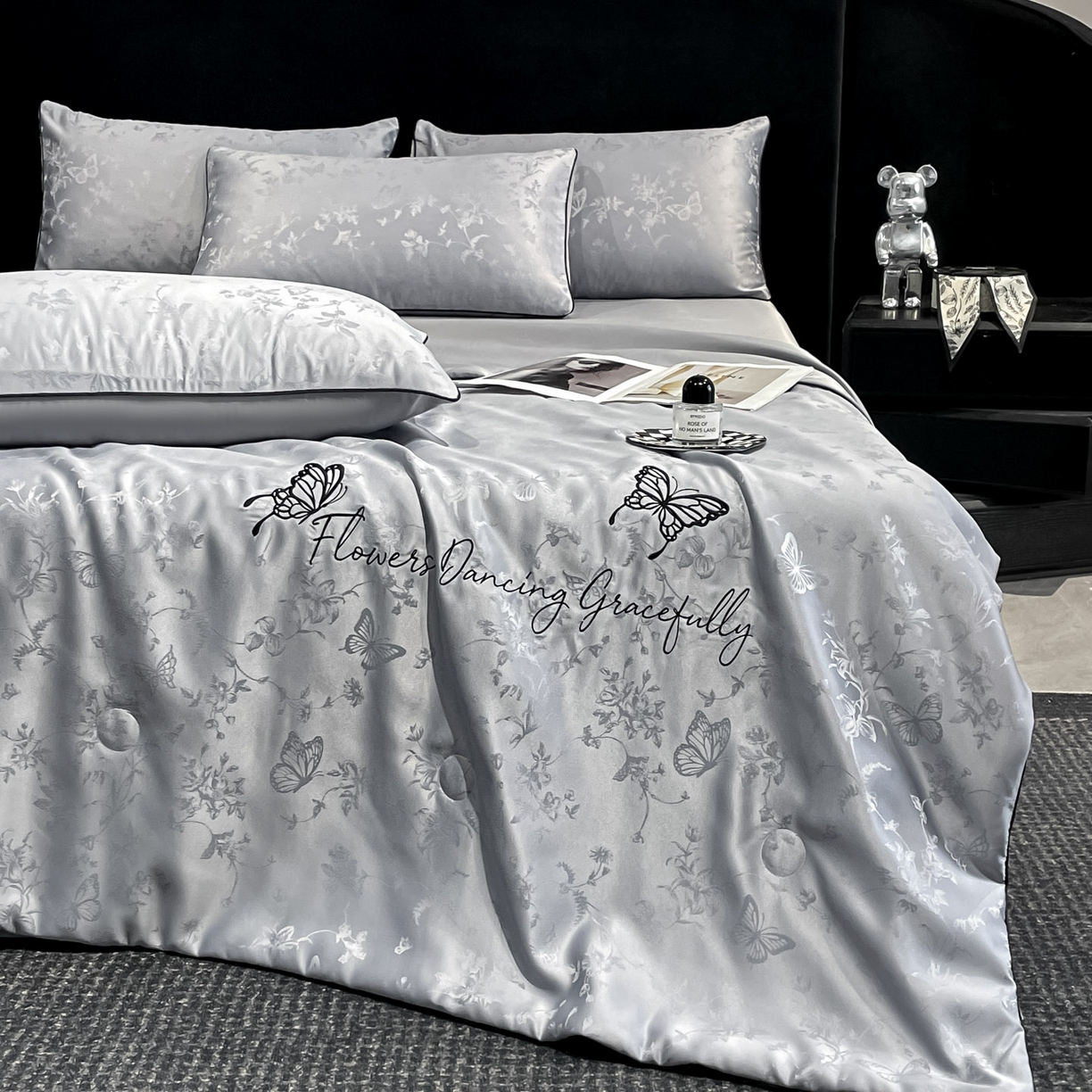 91家纺网 家纺一手货源 找家纺 慕澄家纺 2026新款水洗真丝天丝提花刺绣夏凉被空调被夏被四件套-蝶影 蝶影-烟青灰