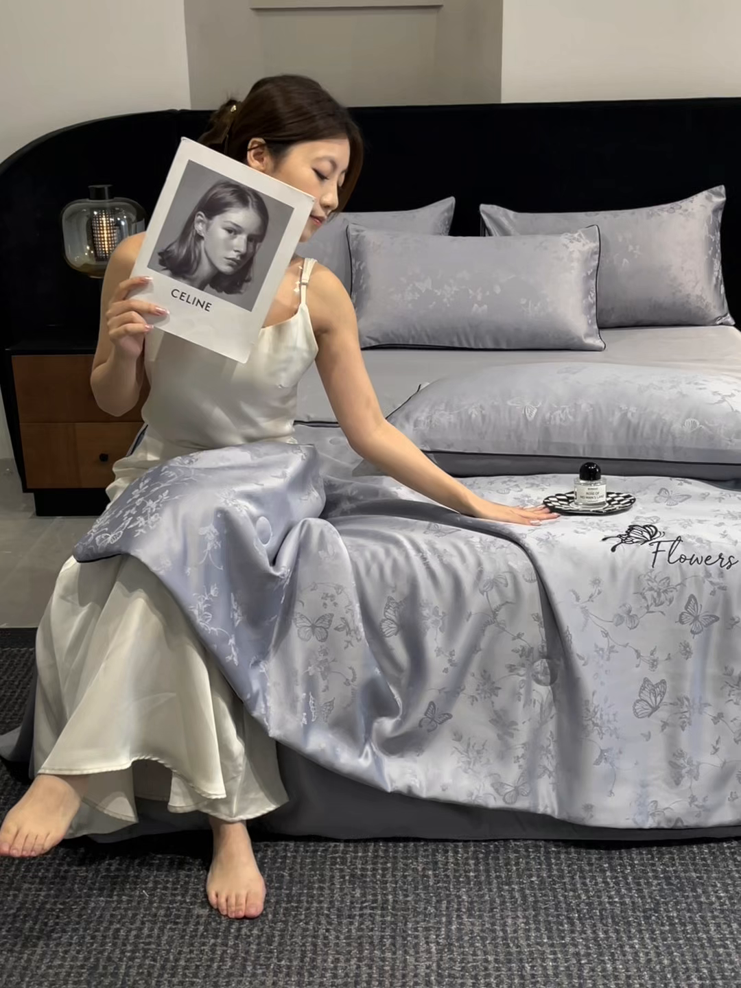 91家纺网 家纺一手货源 找家纺 慕澄家纺 2026新款水洗真丝天丝提花刺绣夏凉被空调被夏被四件套-蝶影 蝶影-烟青灰