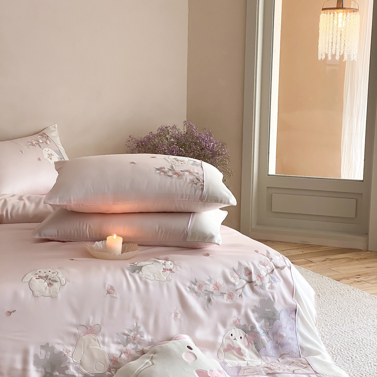 91家纺网 家纺一手货源 找家纺 （总）莎臣豹 2026新款莱赛尔天丝贴布绣四件套樱花树下