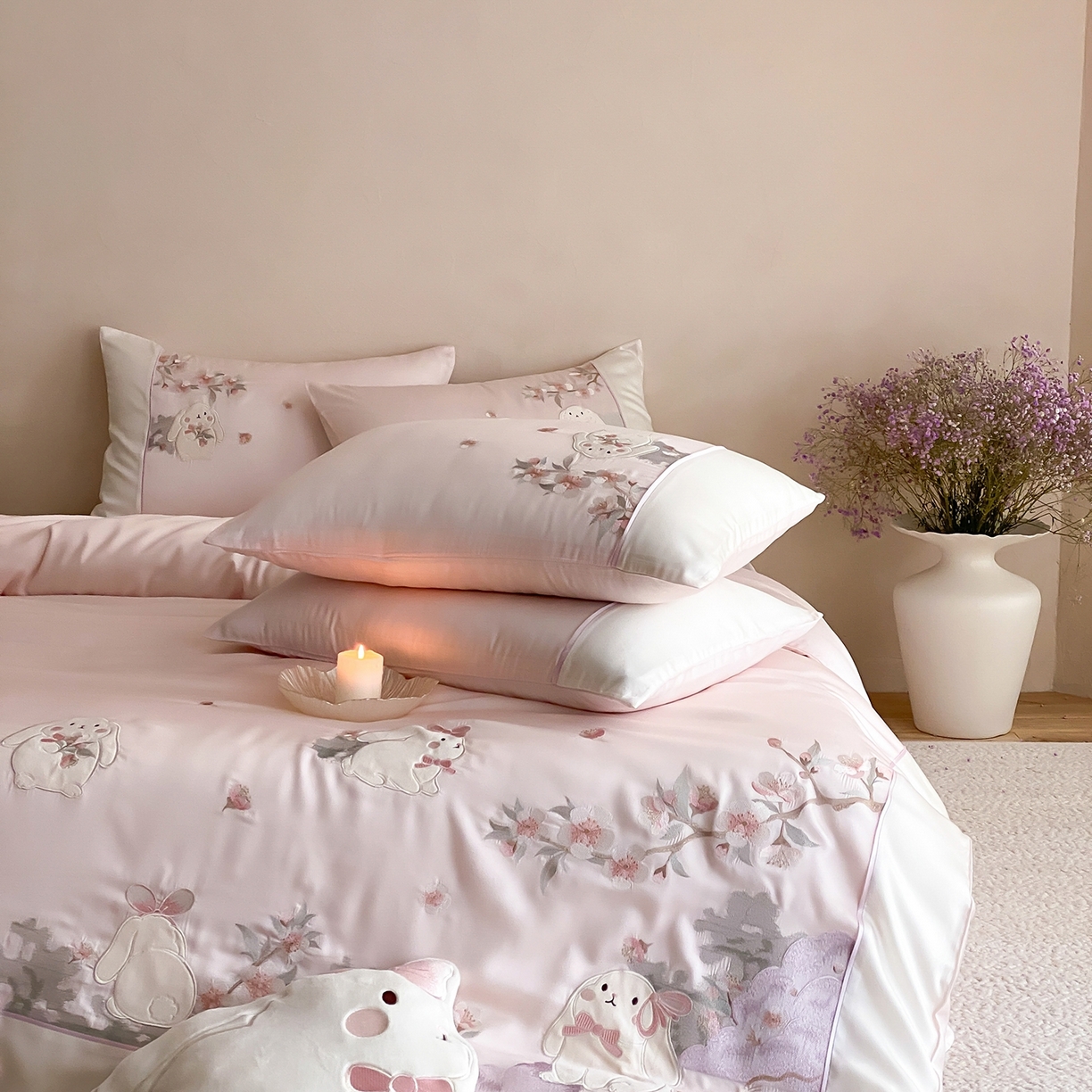 91家纺网 家纺一手货源 找家纺 （总）莎臣豹 2026新款莱赛尔天丝贴布绣四件套樱花树下