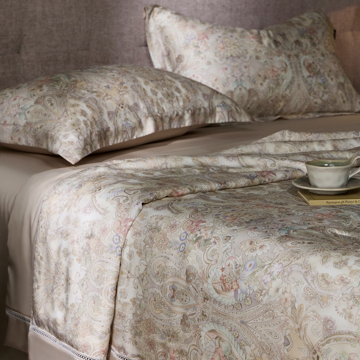 91家纺网 家纺一手货源 找家纺 丽笙被芯 2026新款兰精天丝数码印花蚕丝镂空夏被夏凉被空调被 奥瑞莉-绿