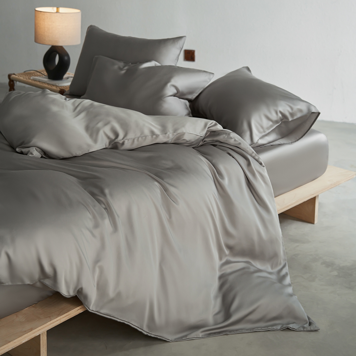 91家纺网 家纺一手货源 找家纺 轩和家居 2026新款60支奥地利兰精天丝四件套 伯爵灰