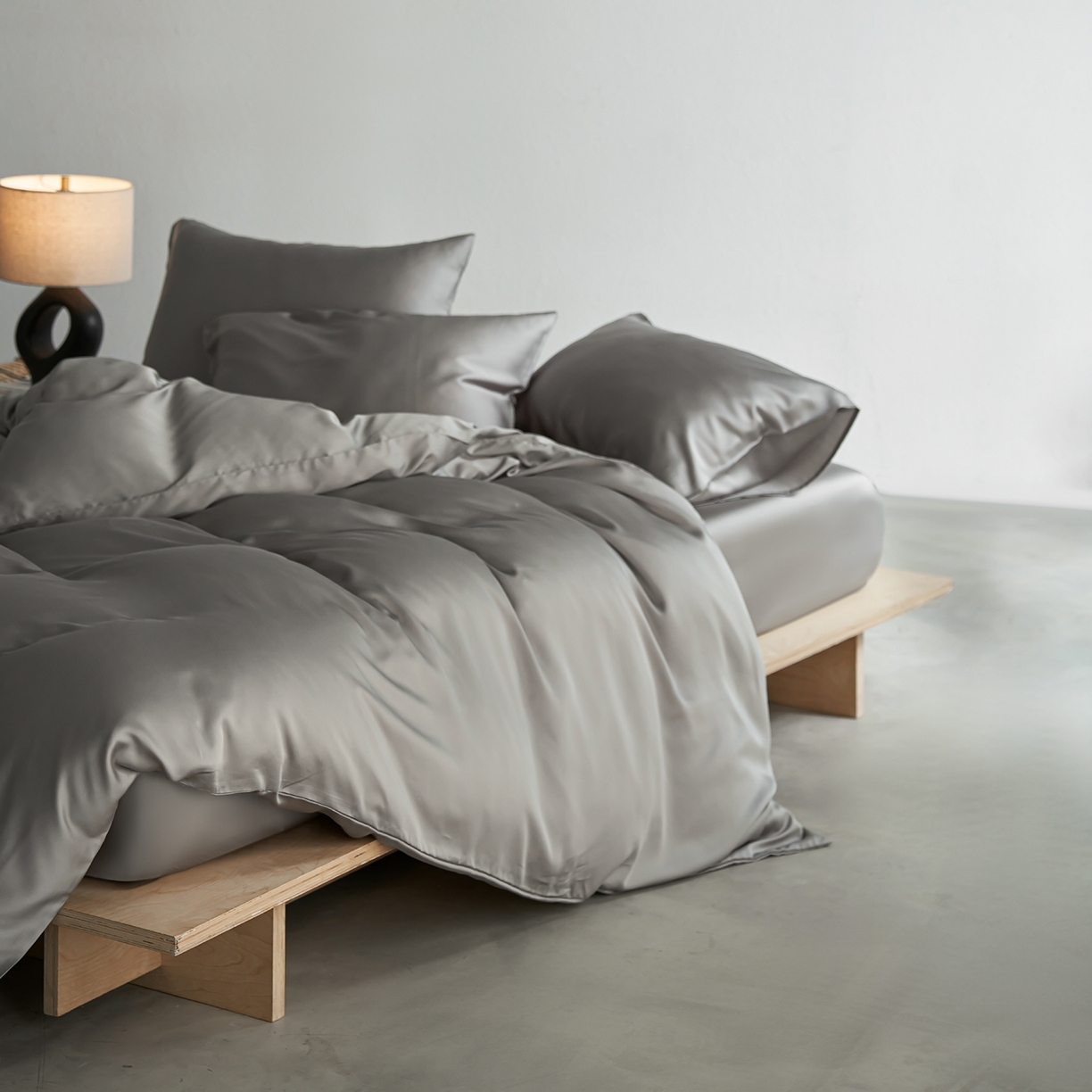 91家纺网 家纺一手货源 找家纺 轩和家居 2026新款60支奥地利兰精天丝四件套 伯爵灰