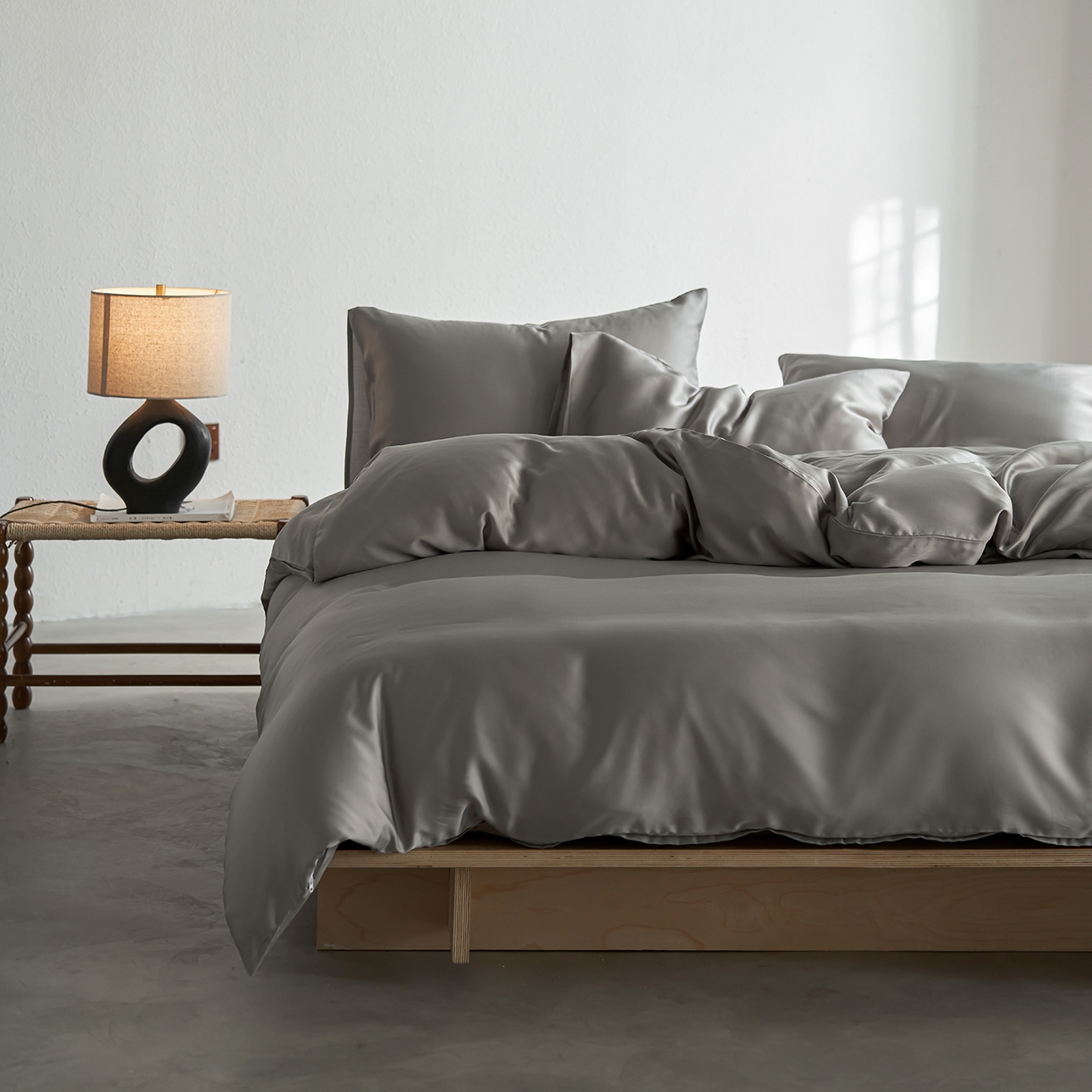 91家纺网 家纺一手货源 找家纺 轩和家居 2026新款60支奥地利兰精天丝四件套 伯爵灰