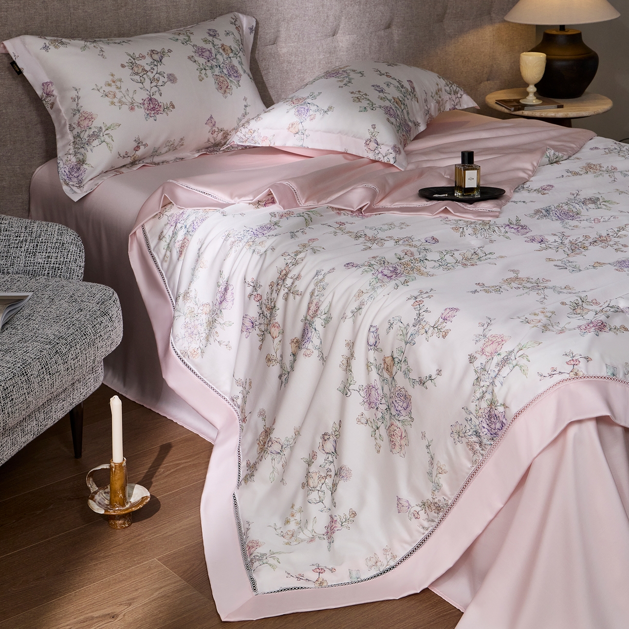 91家纺网 家纺一手货源 找家纺 丽笙被芯 2026新款兰精天丝数码印花蚕丝镂空夏被夏凉被空调被 弗洛伊德