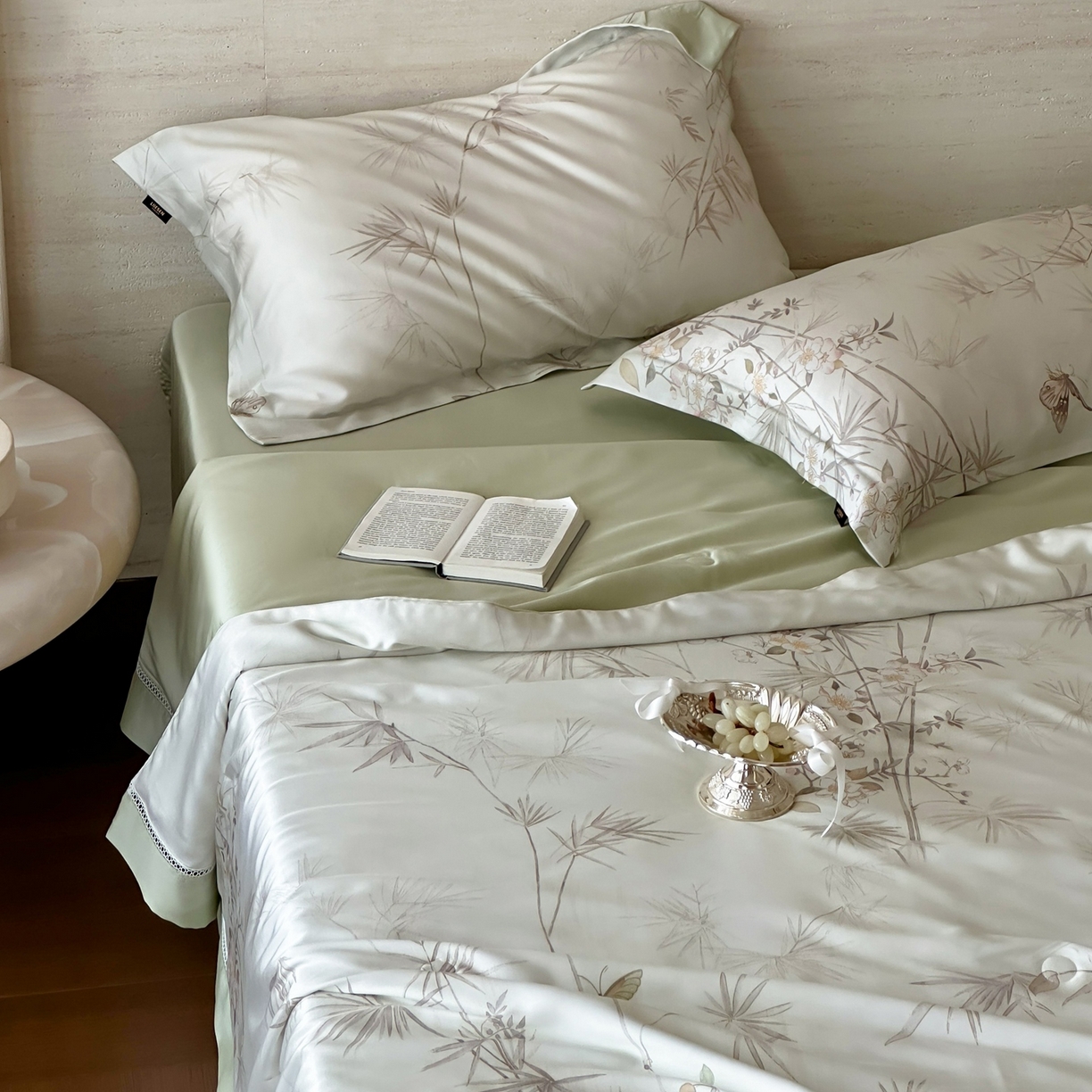 91家纺网 家纺一手货源 找家纺 丽笙被芯 2026新款A类兰精天丝数码印花Naia镂空夏被夏凉被空调被-系列二 春林竹晚