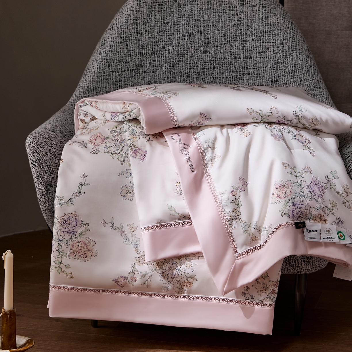 91家纺网 家纺一手货源 找家纺 丽笙被芯 2026新款兰精天丝数码印花蚕丝镂空夏被夏凉被空调被 弗洛伊德