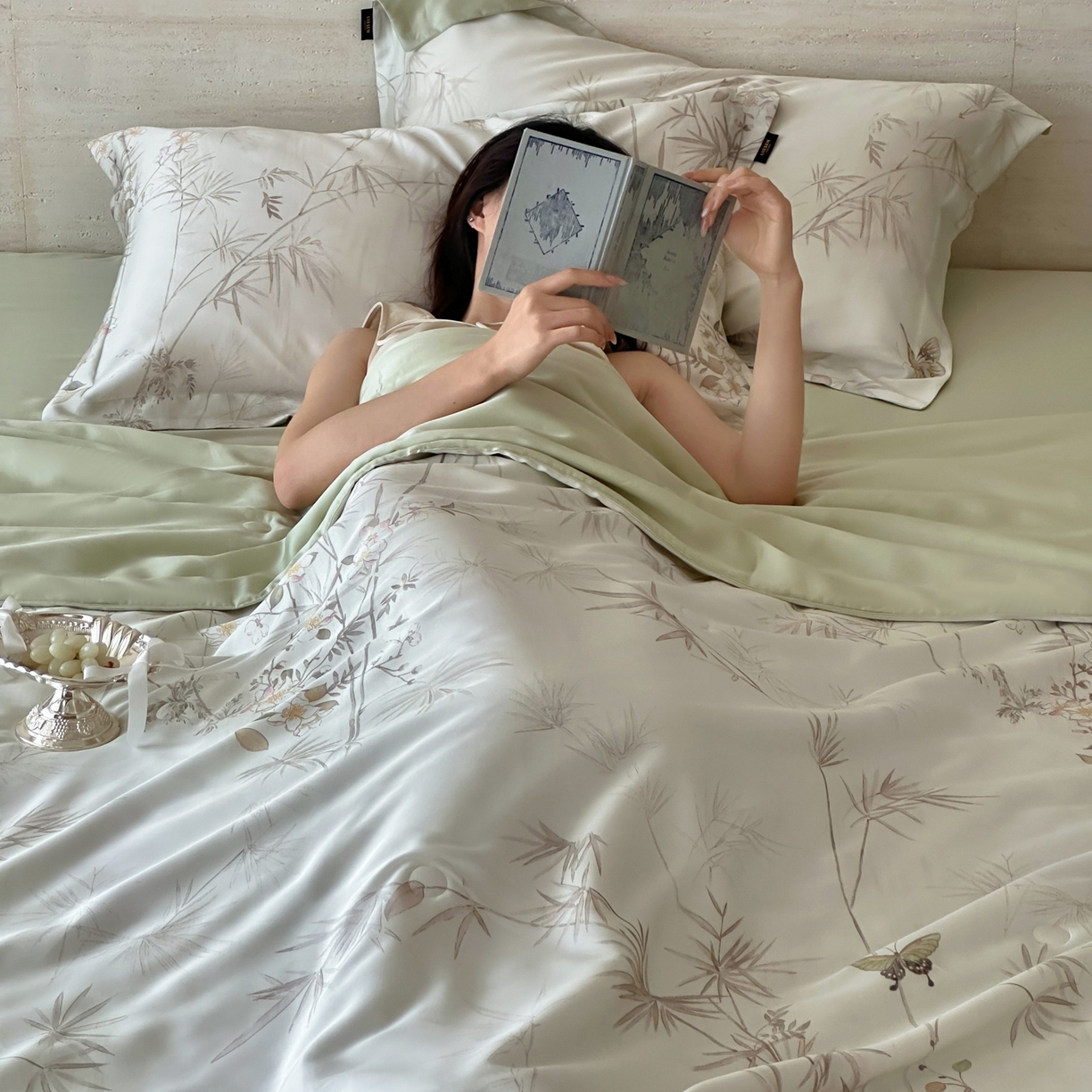 91家纺网 家纺一手货源 找家纺 丽笙被芯 2026新款A类兰精天丝数码印花Naia镂空夏被夏凉被空调被-系列二 春林竹晚