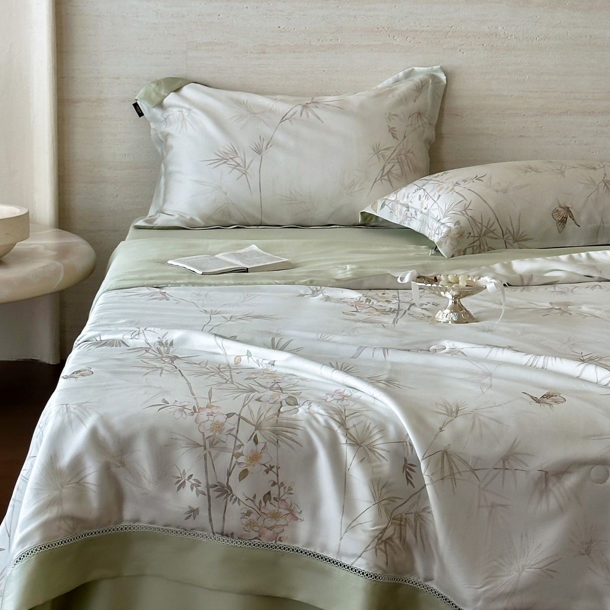 91家纺网 家纺一手货源 找家纺 丽笙被芯 2026新款A类兰精天丝数码印花Naia镂空夏被夏凉被空调被-系列二 春林竹晚