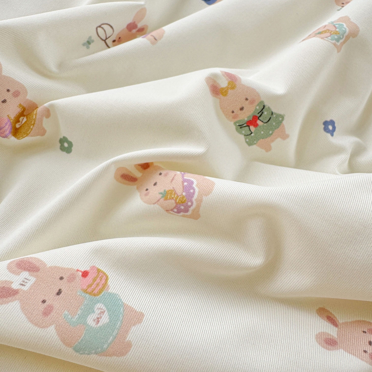 91家纺网 家纺一手货源 找家纺 （总）亿梵家居 2026新款锦氨印花凉感夏被