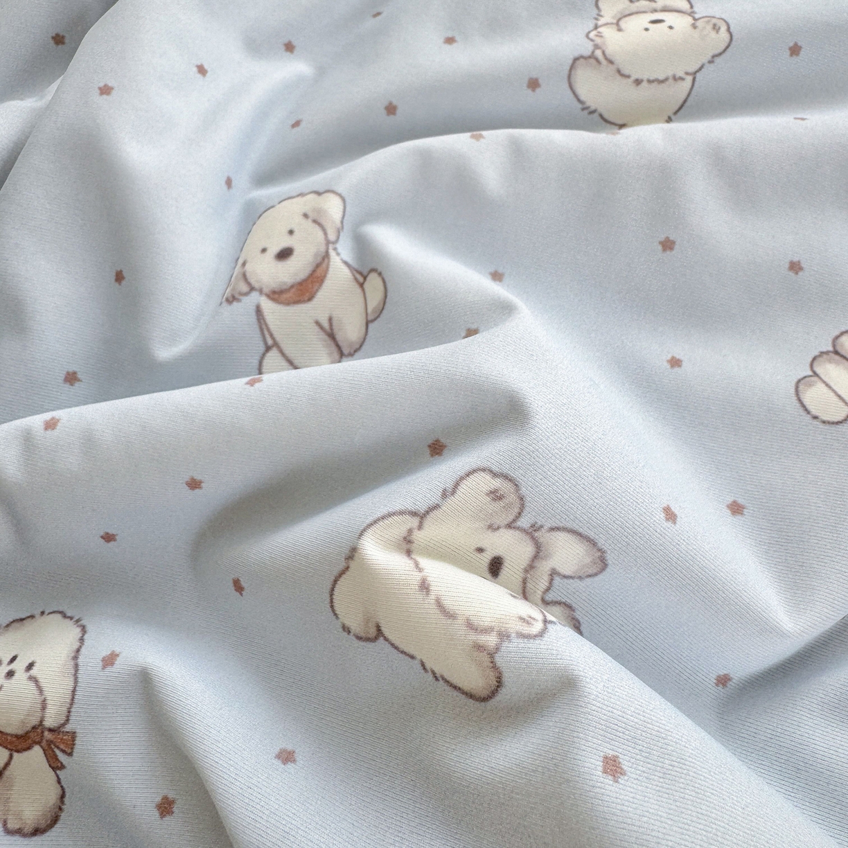 91家纺网 家纺一手货源 找家纺 亿梵家居 2026新款锦氨印花凉感夏被 纳瑞小狗