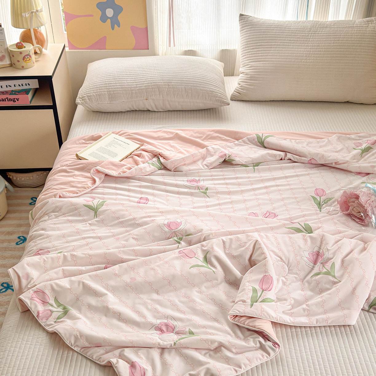 91家纺网 家纺一手货源 找家纺 亿梵家居 2026新款锦氨印花凉感夏被 盛夏-粉