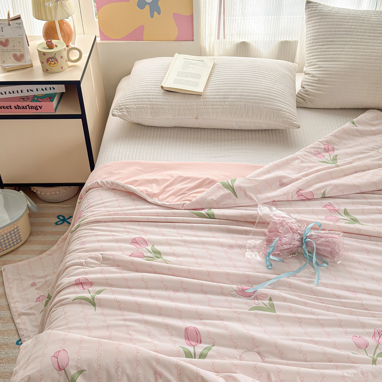 91家纺网 家纺一手货源 找家纺 亿梵家居 2026新款锦氨印花凉感夏被 盛夏-粉