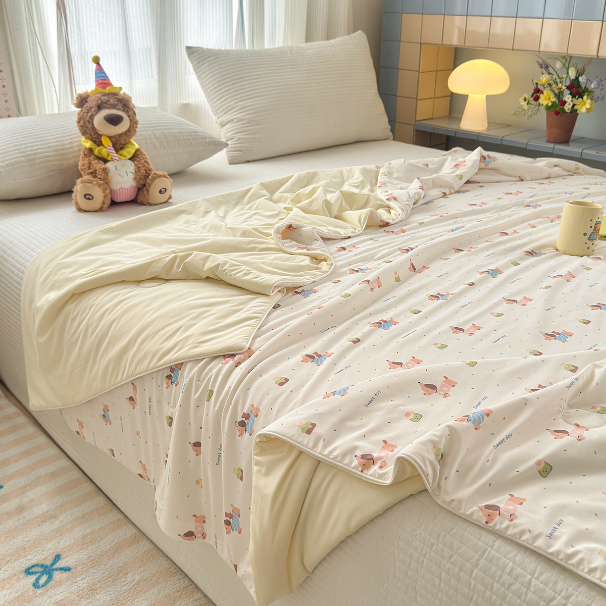 91家纺网 家纺一手货源 找家纺 亿梵家居 2026新款锦氨印花凉感夏被 俏皮小狗