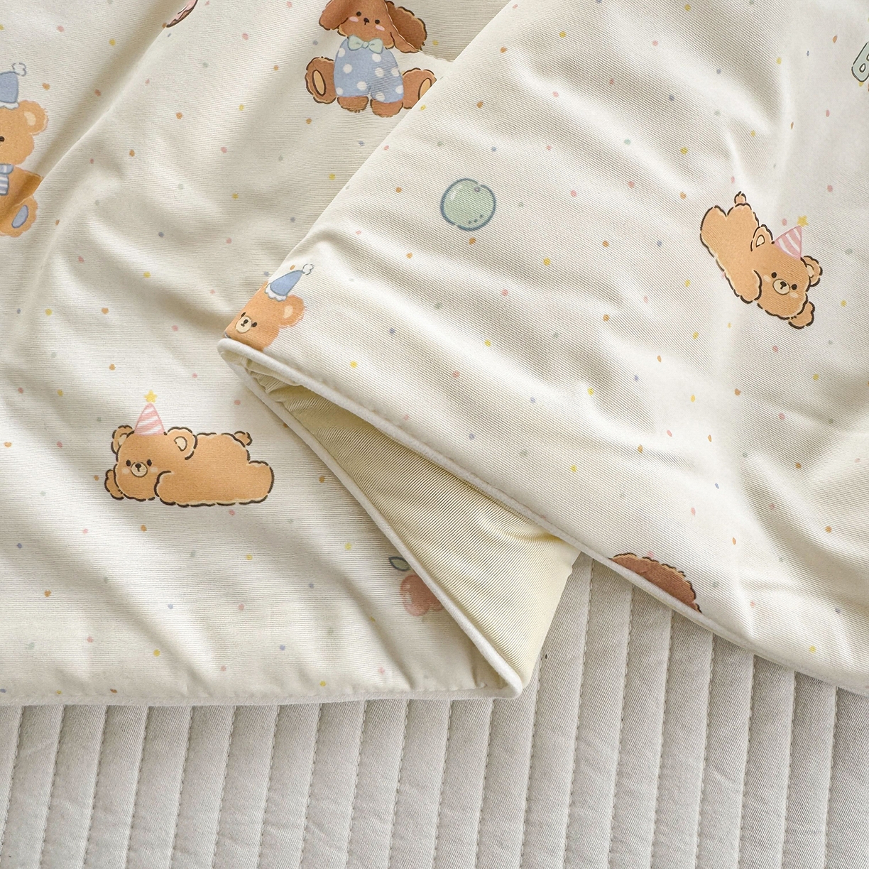 91家纺网 家纺一手货源 找家纺 亿梵家居 2026新款锦氨印花凉感夏被 甜心宝贝