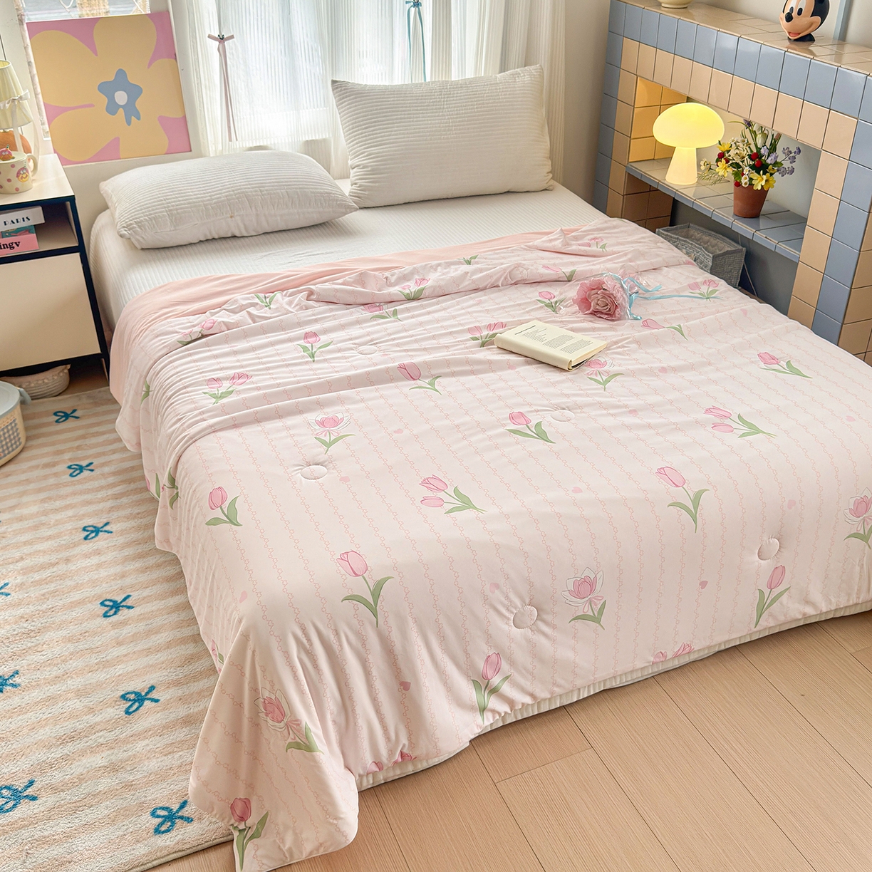 91家纺网 家纺一手货源 找家纺 亿梵家居 2026新款锦氨印花凉感夏被 盛夏-粉