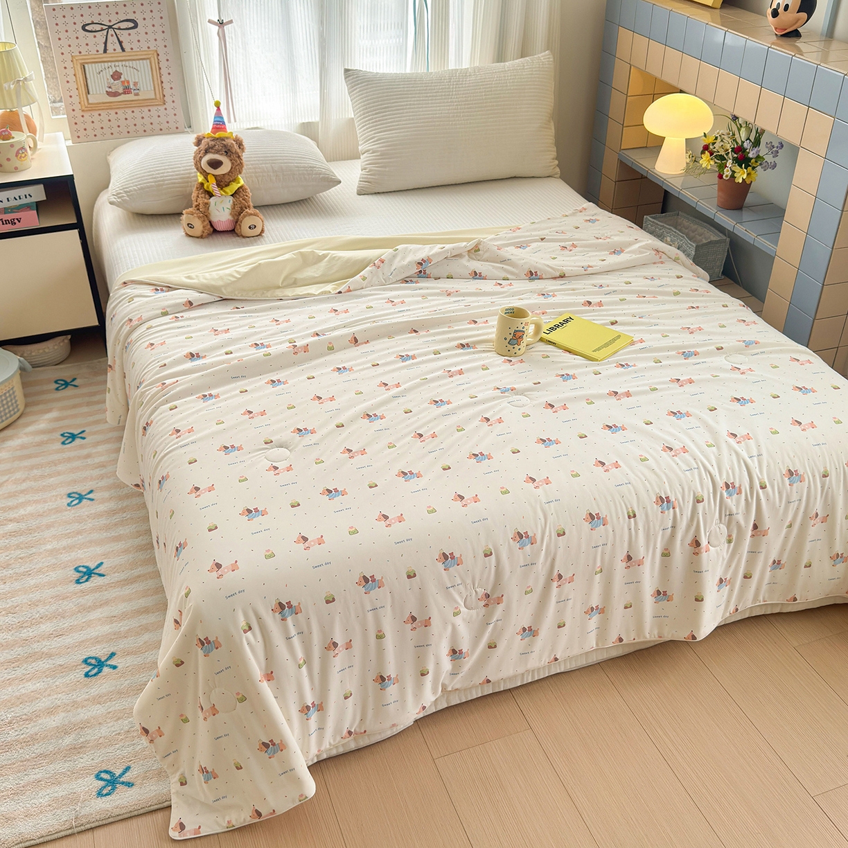 91家纺网 家纺一手货源 找家纺 亿梵家居 2026新款锦氨印花凉感夏被 俏皮小狗