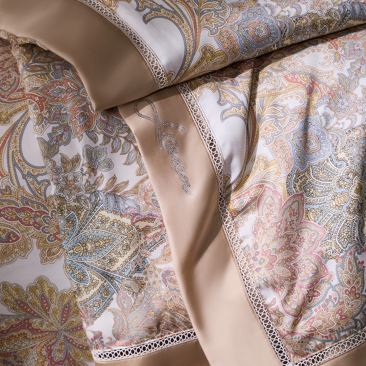 91家纺网 家纺一手货源 找家纺 丽笙被芯 2026新款兰精天丝数码印花蚕丝镂空夏被夏凉被空调被 格雷特-咖