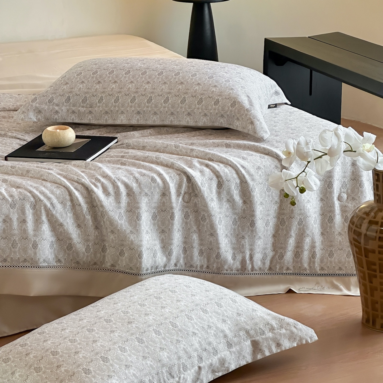 91家纺网 家纺一手货源 找家纺 丽笙被芯 2026新款A类兰精天丝数码印花Naia镂空夏被夏凉被空调被-系列二 弗里德-咖