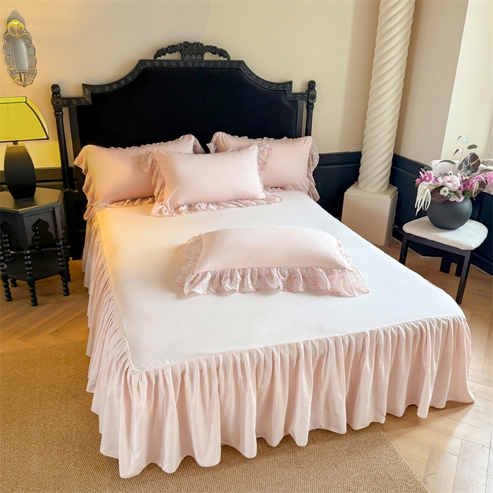 91家纺网 家纺一手货源 找家纺 富盛家纺 2026新款水洗亲肤棉雪纺蕾丝刺绣法式床裙韩版四件套 浪漫主义-粉