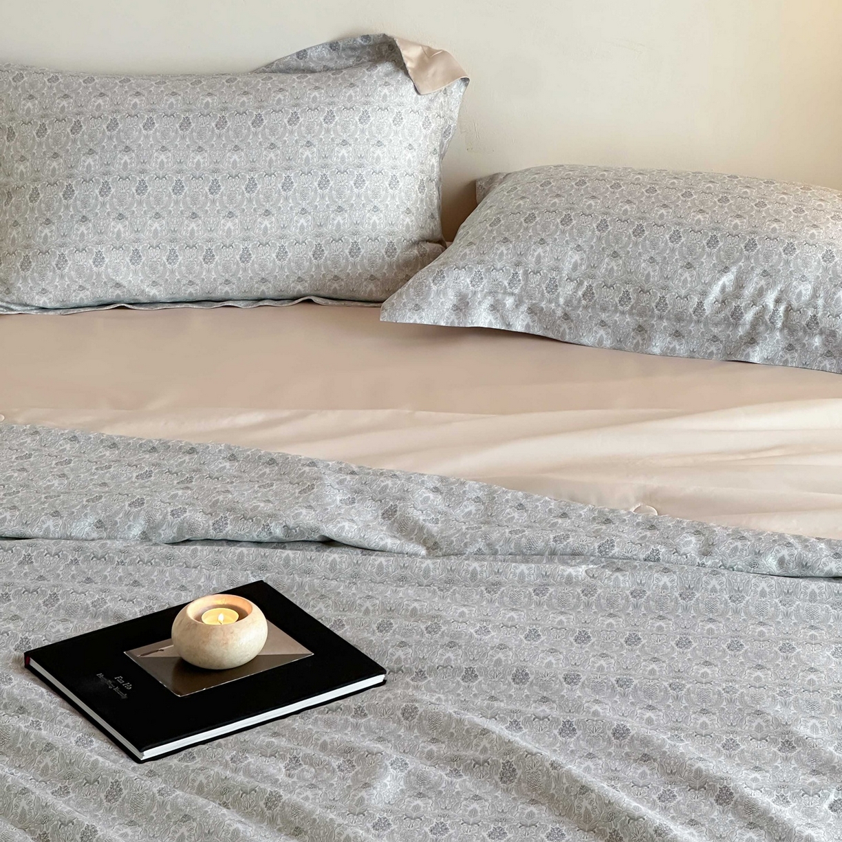 91家纺网 家纺一手货源 找家纺 丽笙被芯 2026新款A类兰精天丝数码印花Naia镂空夏被夏凉被空调被-系列二 弗里德-绿