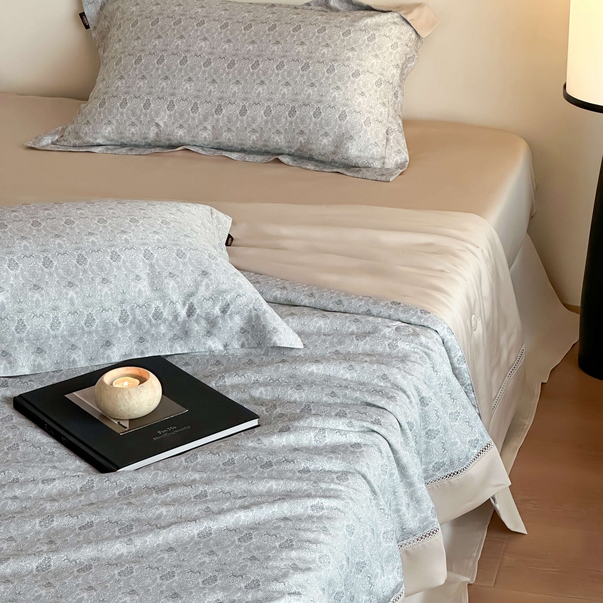 91家纺网 家纺一手货源 找家纺 丽笙被芯 2026新款A类兰精天丝数码印花Naia镂空夏被夏凉被空调被-系列二 弗里德-绿