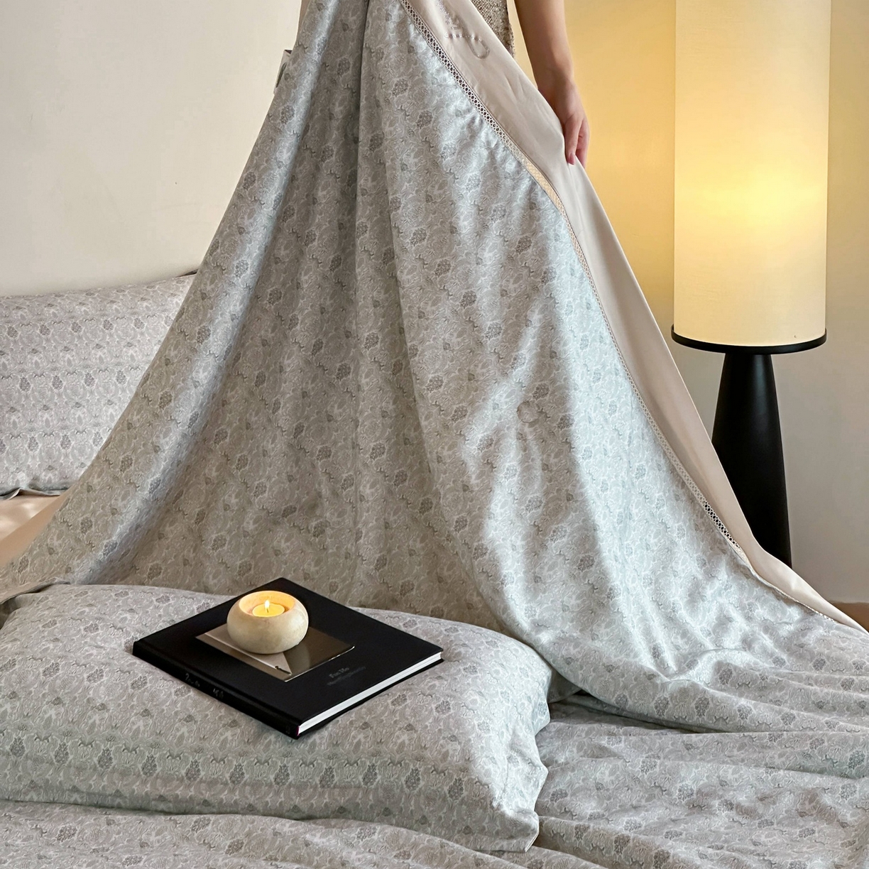 91家纺网 家纺一手货源 找家纺 丽笙被芯 2026新款A类兰精天丝数码印花Naia镂空夏被夏凉被空调被-系列二 弗里德-绿