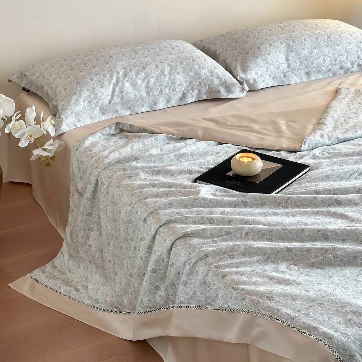 91家纺网 家纺一手货源 找家纺 丽笙被芯 2026新款A类兰精天丝数码印花Naia镂空夏被夏凉被空调被-系列二 弗里德-绿