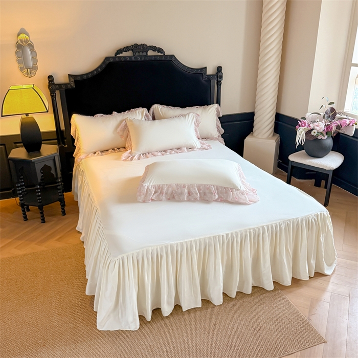 91家纺网 家纺一手货源 找家纺 富盛家纺 2026新款水洗亲肤棉雪纺蕾丝刺绣法式床裙韩版四件套 浪漫主义-米白