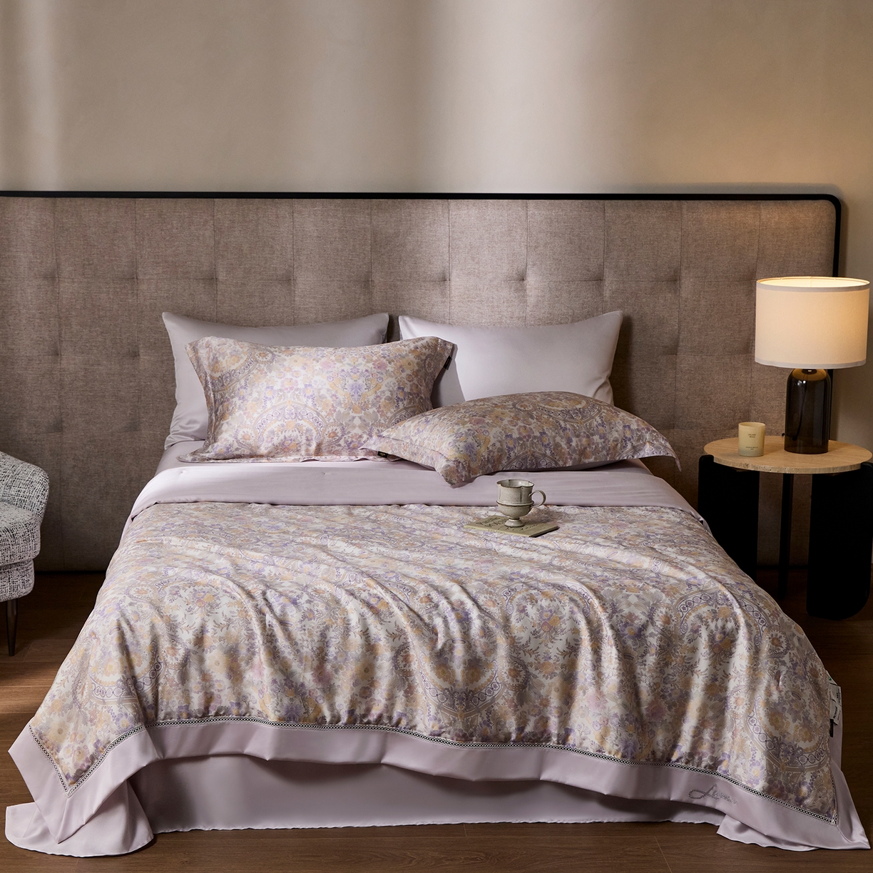 91家纺网 家纺一手货源 找家纺 丽笙被芯 2026新款兰精天丝数码印花蚕丝镂空夏被夏凉被空调被 蜜丝欧-黄