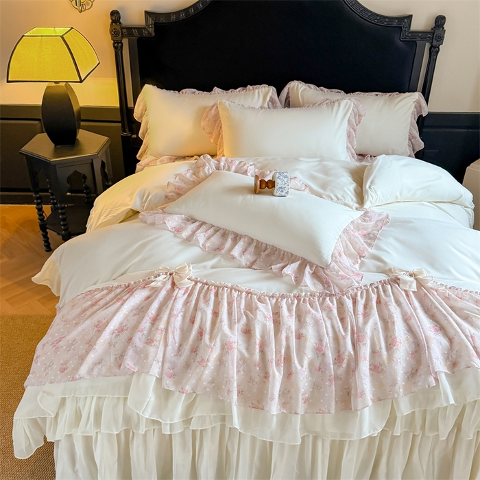 91家纺网 家纺一手货源 找家纺 富盛家纺 2026新款水洗亲肤棉雪纺蕾丝刺绣法式床裙韩版四件套 浪漫主义-米白