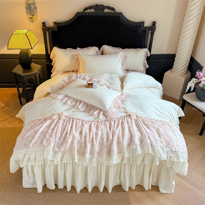 91家纺网 家纺一手货源 找家纺 富盛家纺 2026新款水洗亲肤棉雪纺蕾丝刺绣法式床裙韩版四件套 浪漫主义-米白