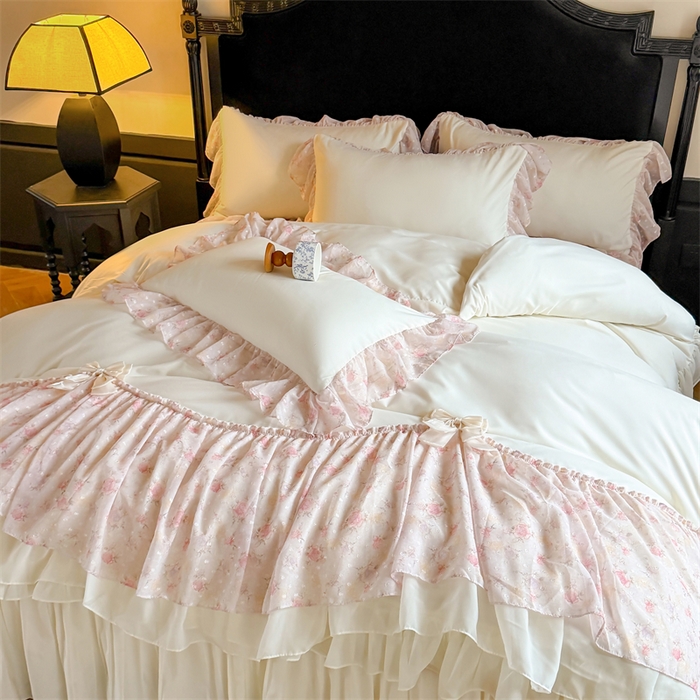 91家纺网 家纺一手货源 找家纺 富盛家纺 2026新款水洗亲肤棉雪纺蕾丝刺绣法式床裙韩版四件套 浪漫主义-米白