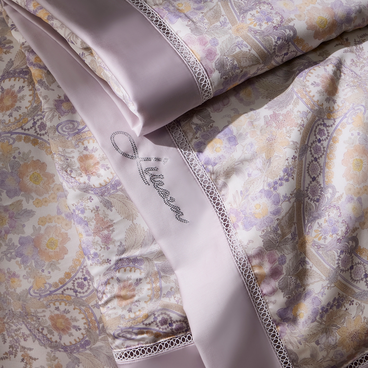 91家纺网 家纺一手货源 找家纺 丽笙被芯 2026新款兰精天丝数码印花蚕丝镂空夏被夏凉被空调被 蜜丝欧-黄