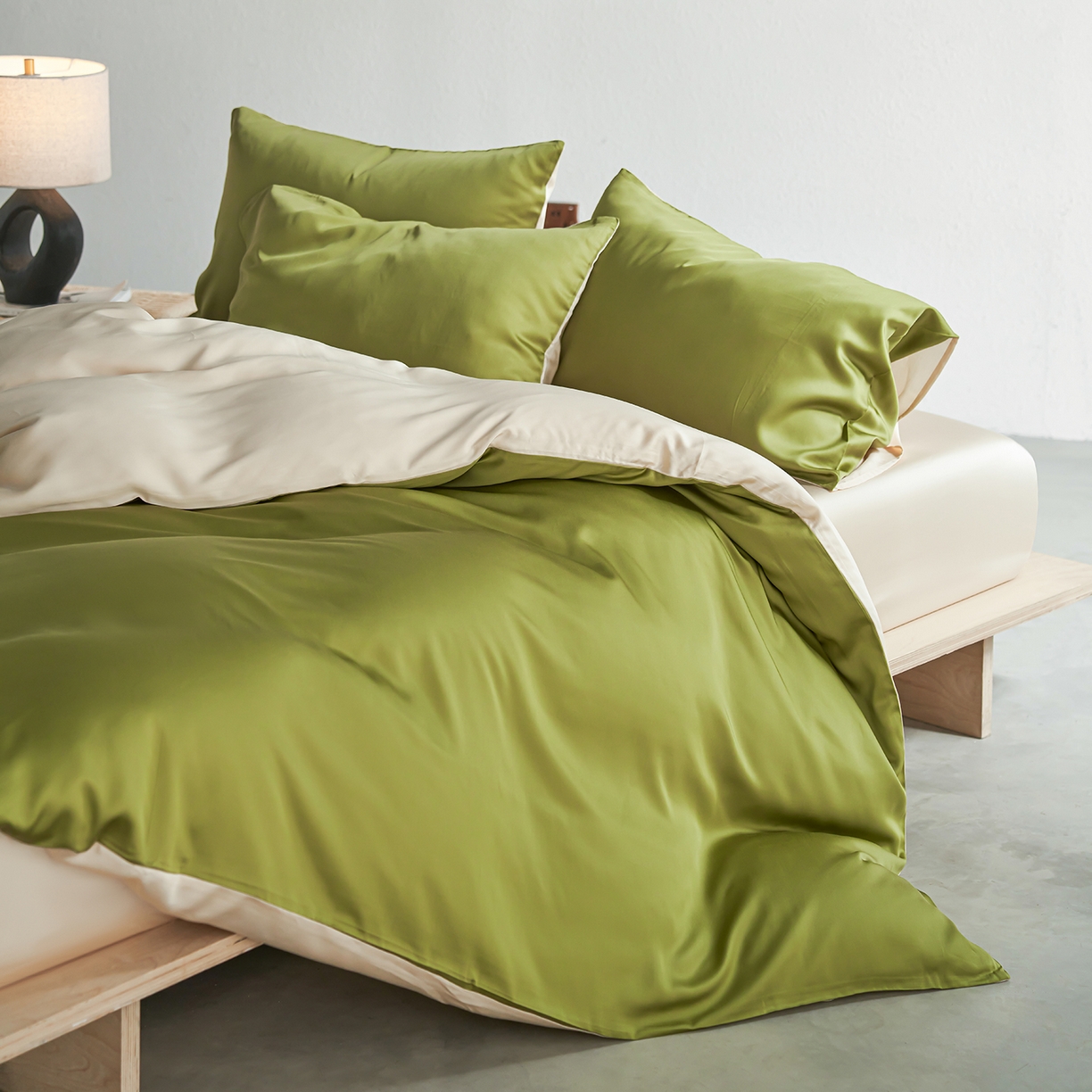 91家纺网 家纺一手货源 找家纺 轩和家居 2026新款60支奥地利兰精天丝四件套 豆蔻绿+奶酪黄