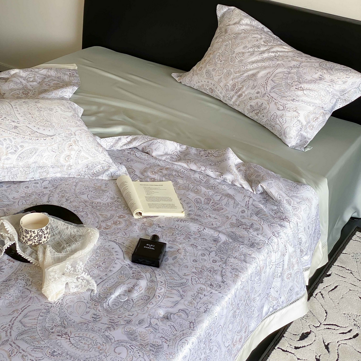 91家纺网 家纺一手货源 找家纺 丽笙被芯 2026新款A类兰精天丝数码印花Naia镂空夏被夏凉被空调被-系列二 芙蔓