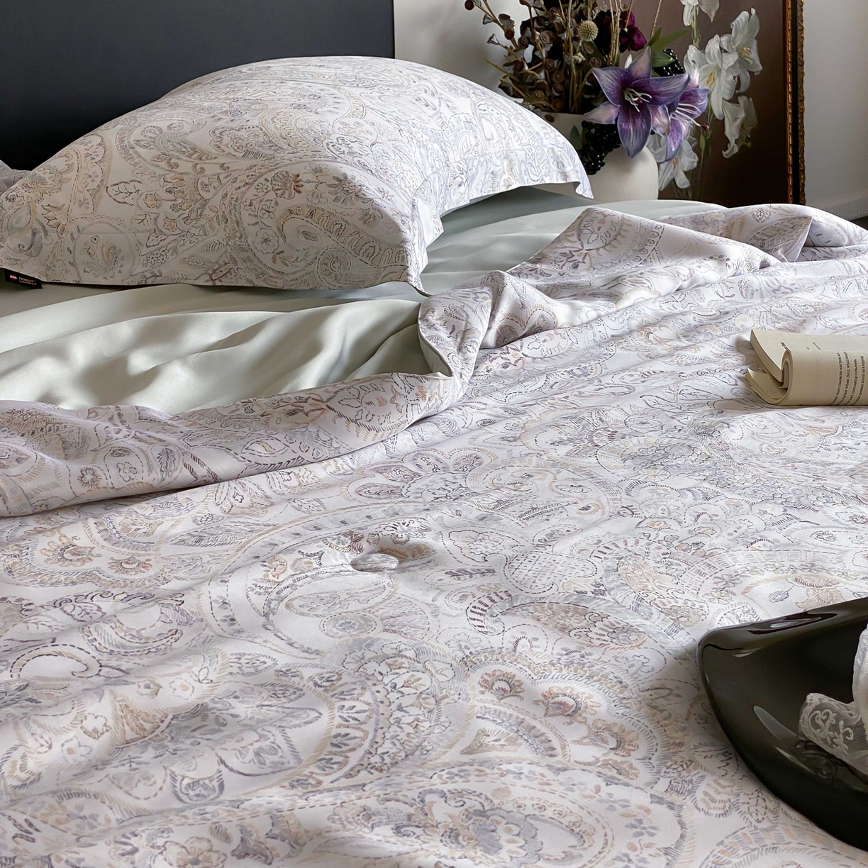 91家纺网 家纺一手货源 找家纺 丽笙被芯 2026新款A类兰精天丝数码印花Naia镂空夏被夏凉被空调被-系列二 芙蔓