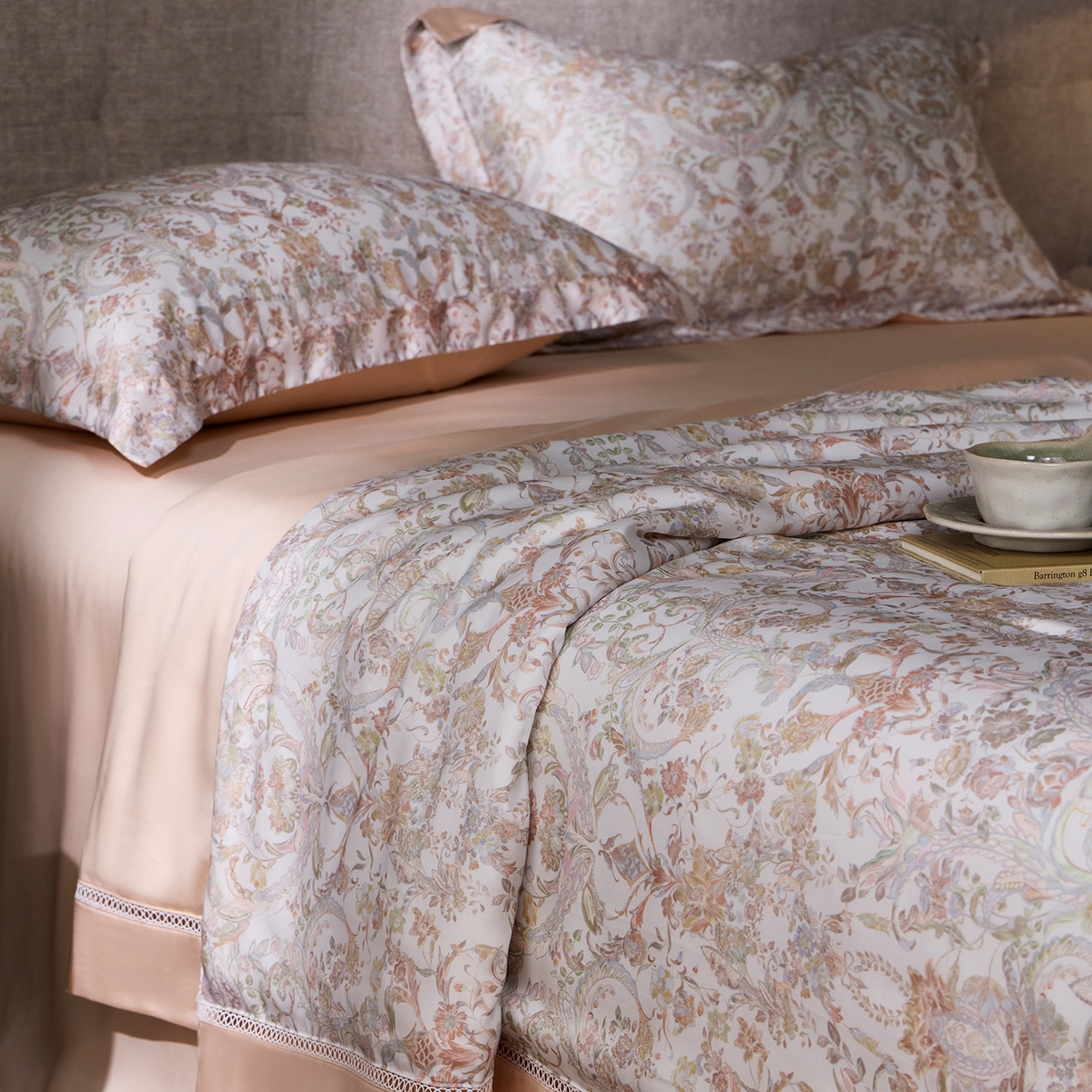 91家纺网 家纺一手货源 找家纺 丽笙被芯 2026新款兰精天丝数码印花蚕丝镂空夏被夏凉被空调被 潘纳托尼-黄