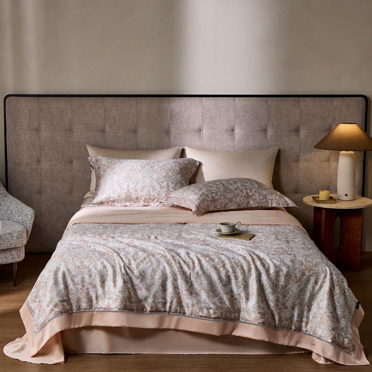 91家纺网 家纺一手货源 找家纺 丽笙被芯 2026新款兰精天丝数码印花蚕丝镂空夏被夏凉被空调被 潘纳托尼-黄